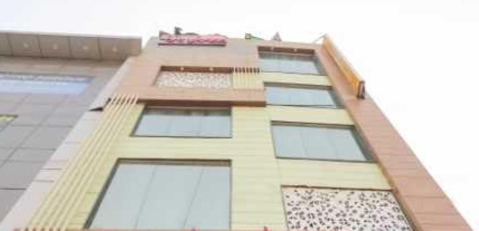 Hotel O Discovery Inn 뉴델리 외부 사진